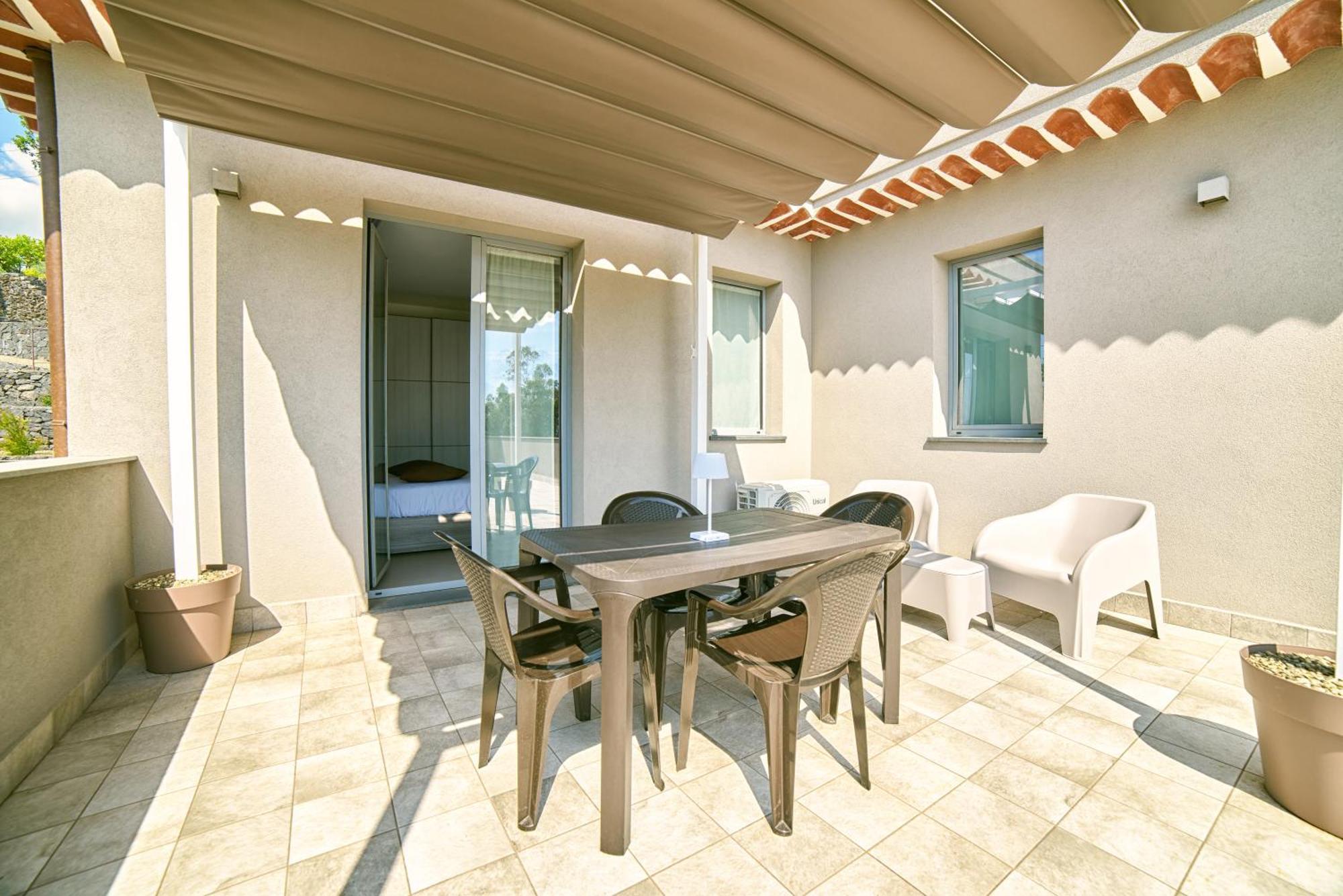 Il Casale Di Monacella Aparthotel Santa Venerina Exterior photo